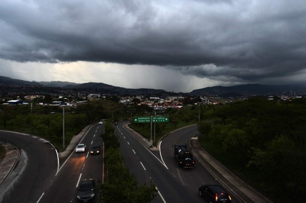 Emiten alerta verde por lluvias en cinco departamentos de Honduras