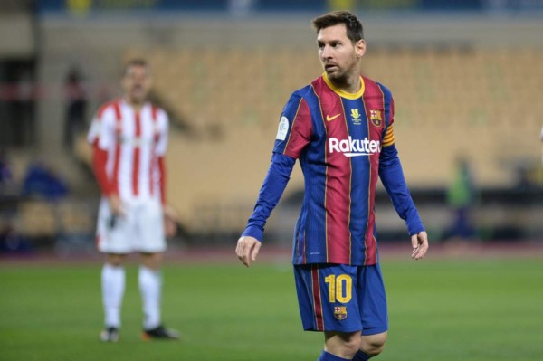Messi perdió el control y se fue expulsado en la final de Supercopa de España tras brutal agresión
