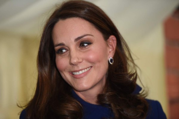 Kate Middleton afronta el dilema de vestir de negro en los BAFTA