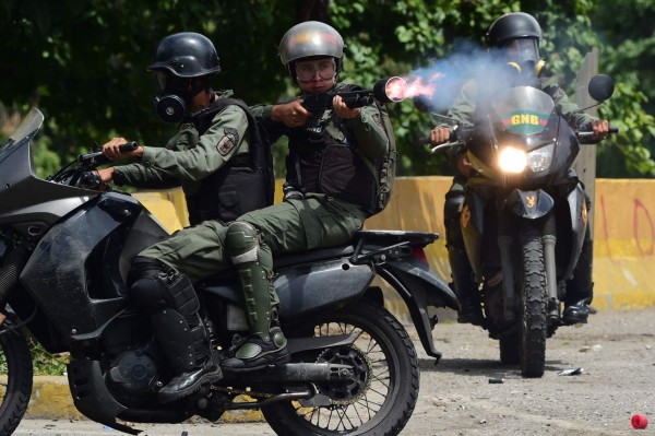 Venezolanos se preparan para ola de violencia por Constituyente
