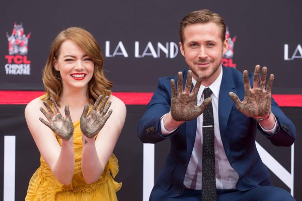 Ryan Gosling y Emma Stone, en el cemento de Hollywood