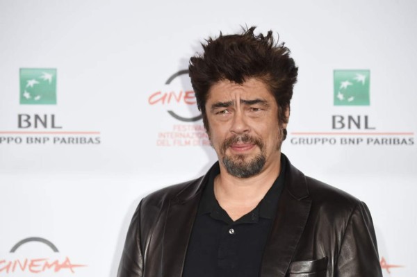 Benicio del Toro asegura que Pablo Escobar 'es un personaje lleno de contradicciones'.
