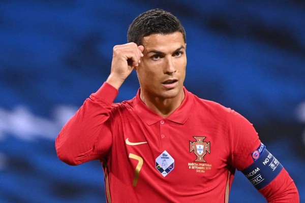 ¡Histórico! Cristiano Ronaldo anota de manera espectacular su gol 100 con la selección de Portugal