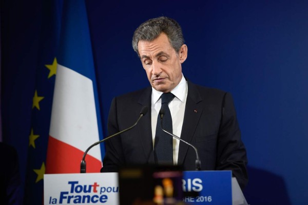 Sarkozy eliminado en primarias de derecha francesa