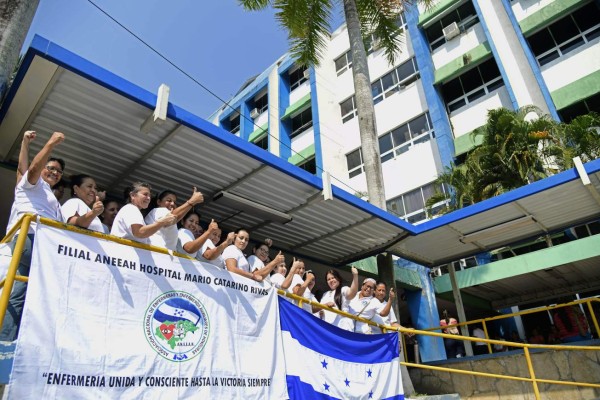 Salud y enfermeras no alcanzan acuerdo en primer día de diálogo