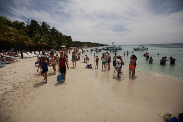 Permiten la venta de alcohol en las zonas turísticas los domingos luego de las 5:00 pm