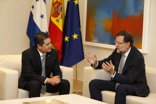 España apoyará construcción de aeropuerto en Palmerola