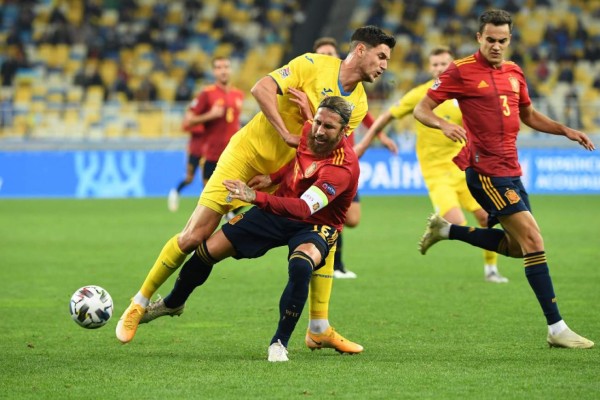 Video: Selección de España cae ante Ucrania en la Liga de Naciones