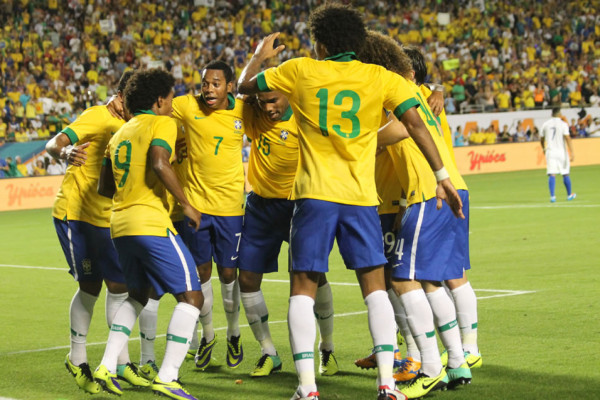 Brasil se vengó y humilló a Honduras con su 'Jogo Bonito'
