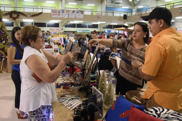 Mipymes aumentan ventas en más del 50% en Bazar Navideño