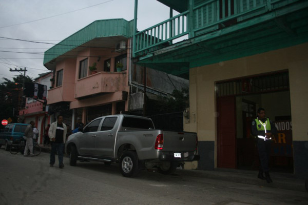Frente a su oficina ultiman a abogado hondureño en Tela