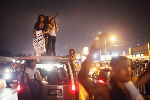 Emergencia en Misuri por saqueos y protestas tras muerte de joven