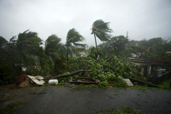 En vivo: Huracán María se dirige a Puerto Rico tras devastar Dominica