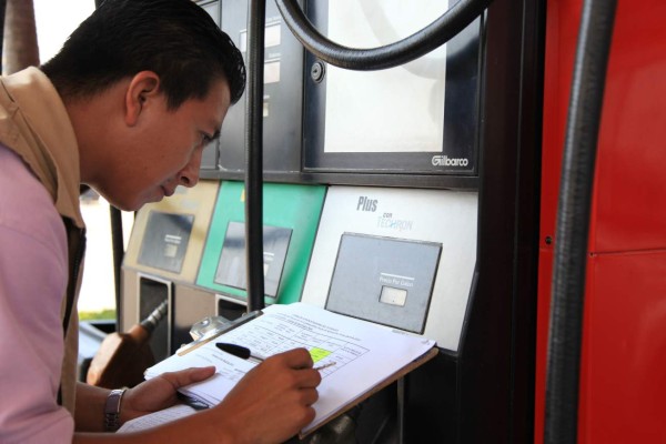 Nuevas bajas en los carburantes hoy