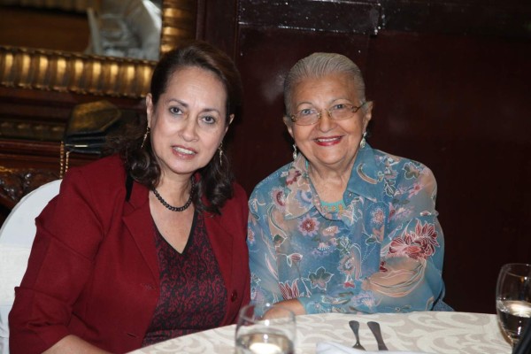 Reunión del Club Internacional de Mujeres