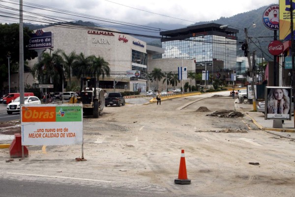 Habilitan paso en la avenida circunvalación de San Pedro Sula
