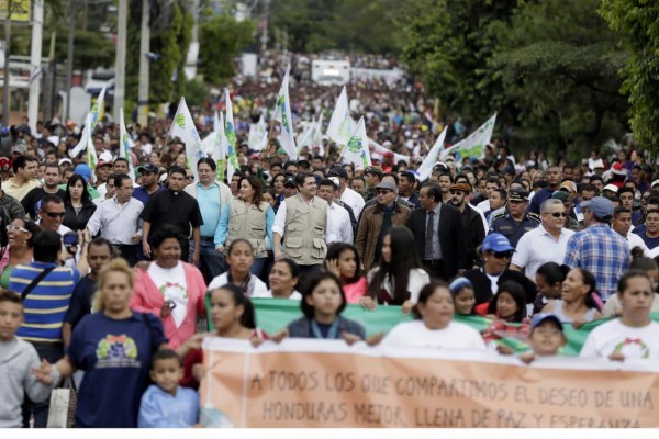 Miles proclaman la paz para Honduras en esta Navidad