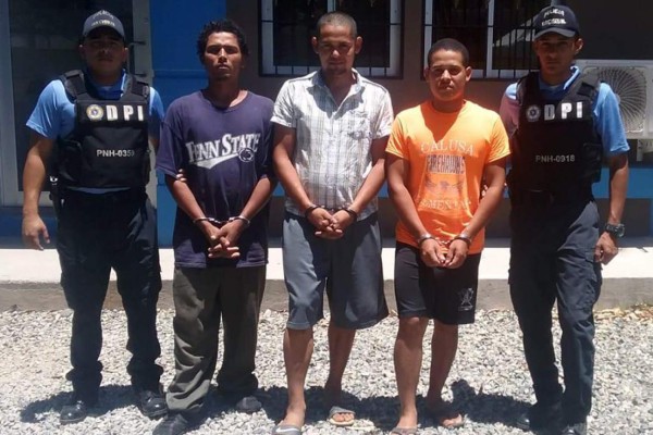 Detienen a tres sospechosos de asesinar a ambientalista en La Ceiba