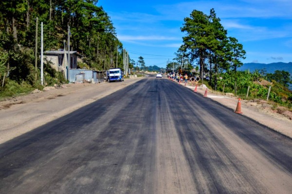 Invertirán L1,800 millones en mejorar red vial nacional