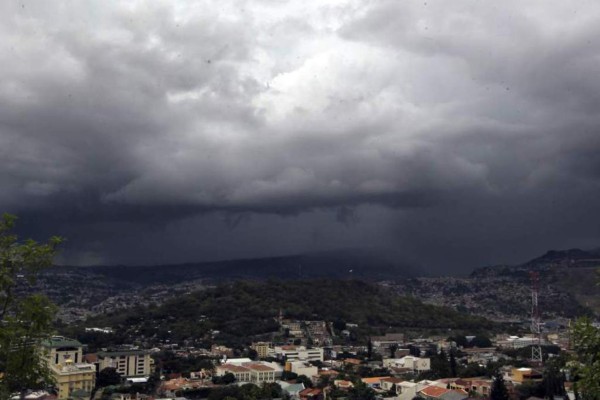 Alerta amarilla baja a verde en Honduras