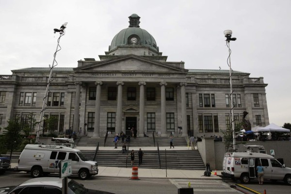 Media setups are seen outside the Montgomery County Courthouse June 5, 2017 in Norristown, Pennsylvania, where the US comedian and actor Bill Cosby is to go on trial.The US comedian and actor Cosby is to go on trial for sexual assaul after former University employee Andrea Constand alleges the 79-year-old drugged and molested her in 2004. / AFP PHOTO / DOMINICK REUTER