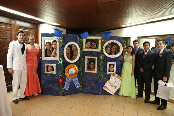 Fiesta de graduación de Saint Joseph Institute