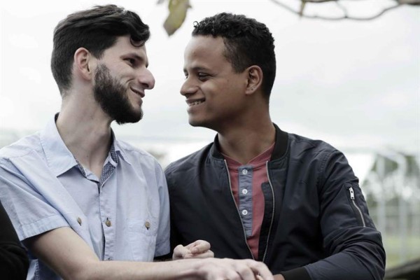 Iglesia católica y evangélica se pronuncian contra matrimonio gay en Costa Rica