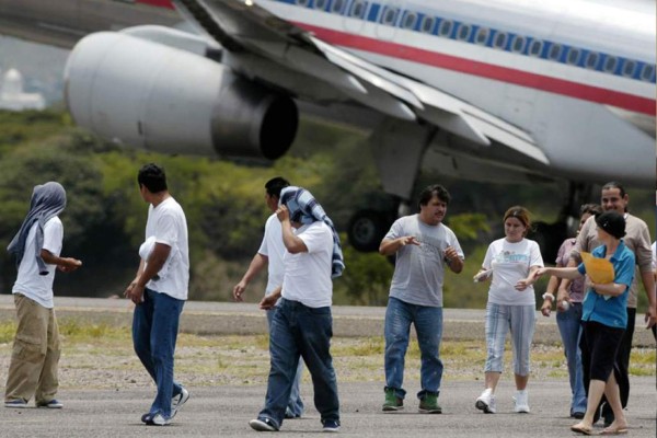 EUA y México han deportado a 13.819 inmigrantes hondureños en 2017   