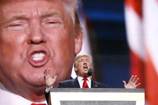Aluvión de críticas provoca el discurso de Trump