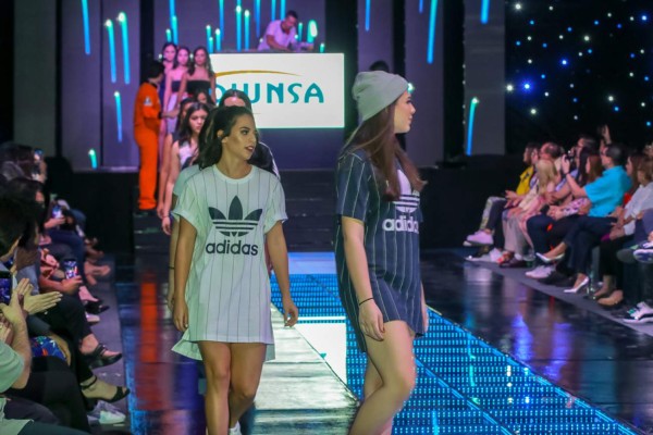 Moda y grandes talentos: Astroworld EIS fashion show 2019