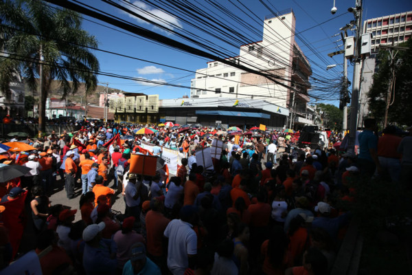 Sindicatos hondureños protestan contra paquete de medidas fiscales