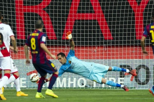 Claudio Bravo bate el récord de imbatibilidad en la meta del Barça
