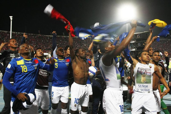 Rueda clasifica a Ecuador al Mundial de Brasil