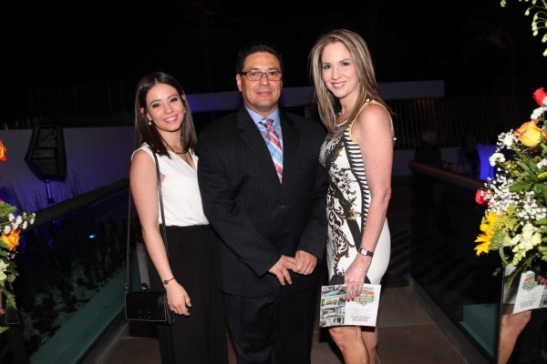 Raquel, Daniel y Evelyn Brevé