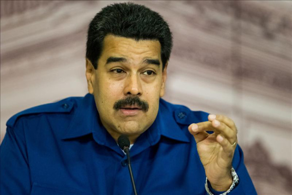 Maduro criticó a la oposición de viajar al exterior en fiestas de Fin de Año