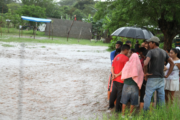 Un desaparecido y 25 familias afectadas por lluvias en Honduras