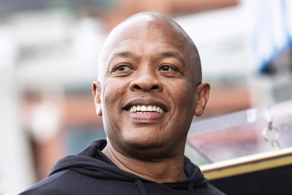 El rapero Dr. Dre sufre un aneurisma cerebral y es ingresado a UCI