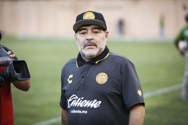 Maradona sufre primera derrota en México y amenaza con ir a la Fifa