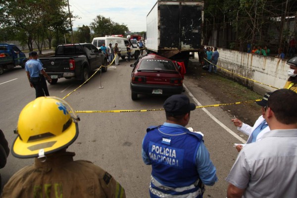 Pastora muere en Villanueva tras fuerte colisión al regresar de vigilia