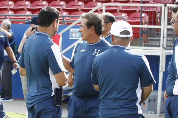 Honduras pisó la cancha donde debutará ante EUA