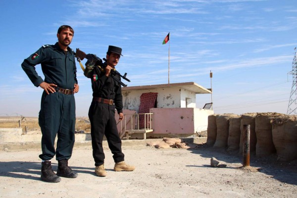 Talibanes llaman a Estados Unidos para diálogo directo