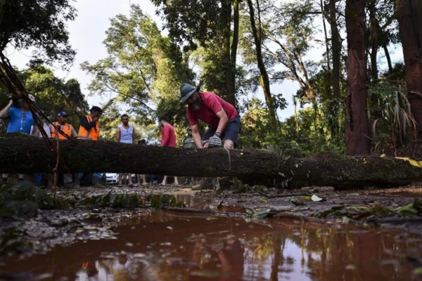Evacúan cientos de personas ante riesgo de rotura de nuevas presas en Brasil