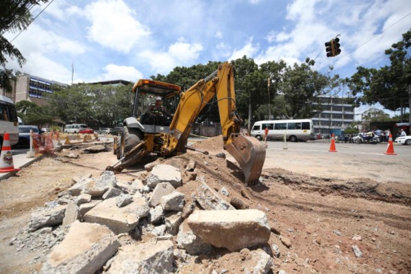 Retomarán construcción del Trans-450 en la capital