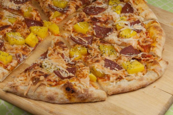 ¿Prohibir la piña en la pizza? la polémica mundial creada en Islandia