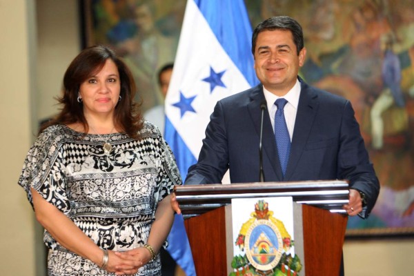 Gobierno de Honduras desvirtúa rumor sobre separación de JOH