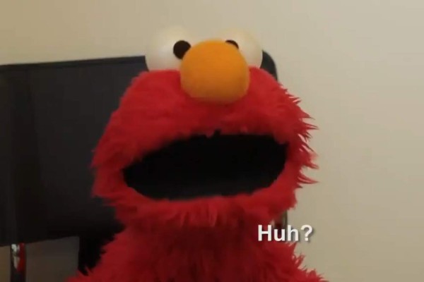 'Despiden' a Elmo de Plaza Sésamo gracias a recortes de Trump