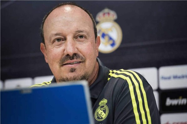 'No hay ningún problema con James': Benítez