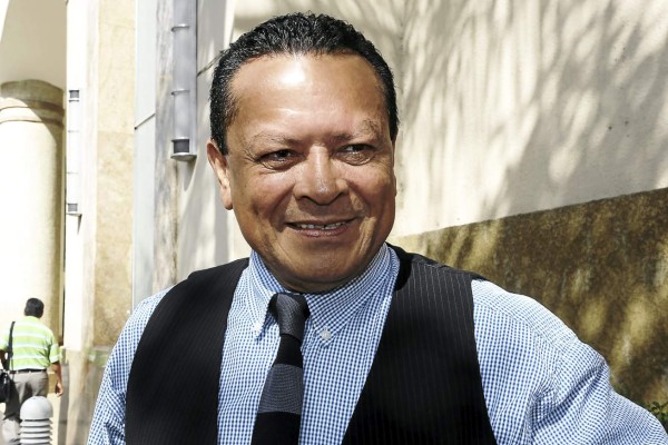 Corte Suprema inhabilita al periodista Julio Ernesto Alvarado
