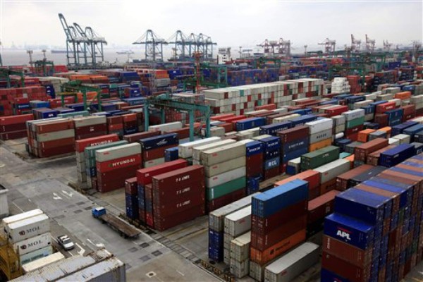 OMC baja previsión de crecimiento de comercio mundial