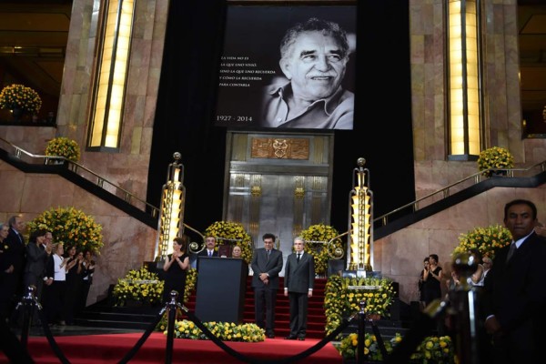 Peña Nieto y Santos despiden a Gabriel García Márquez